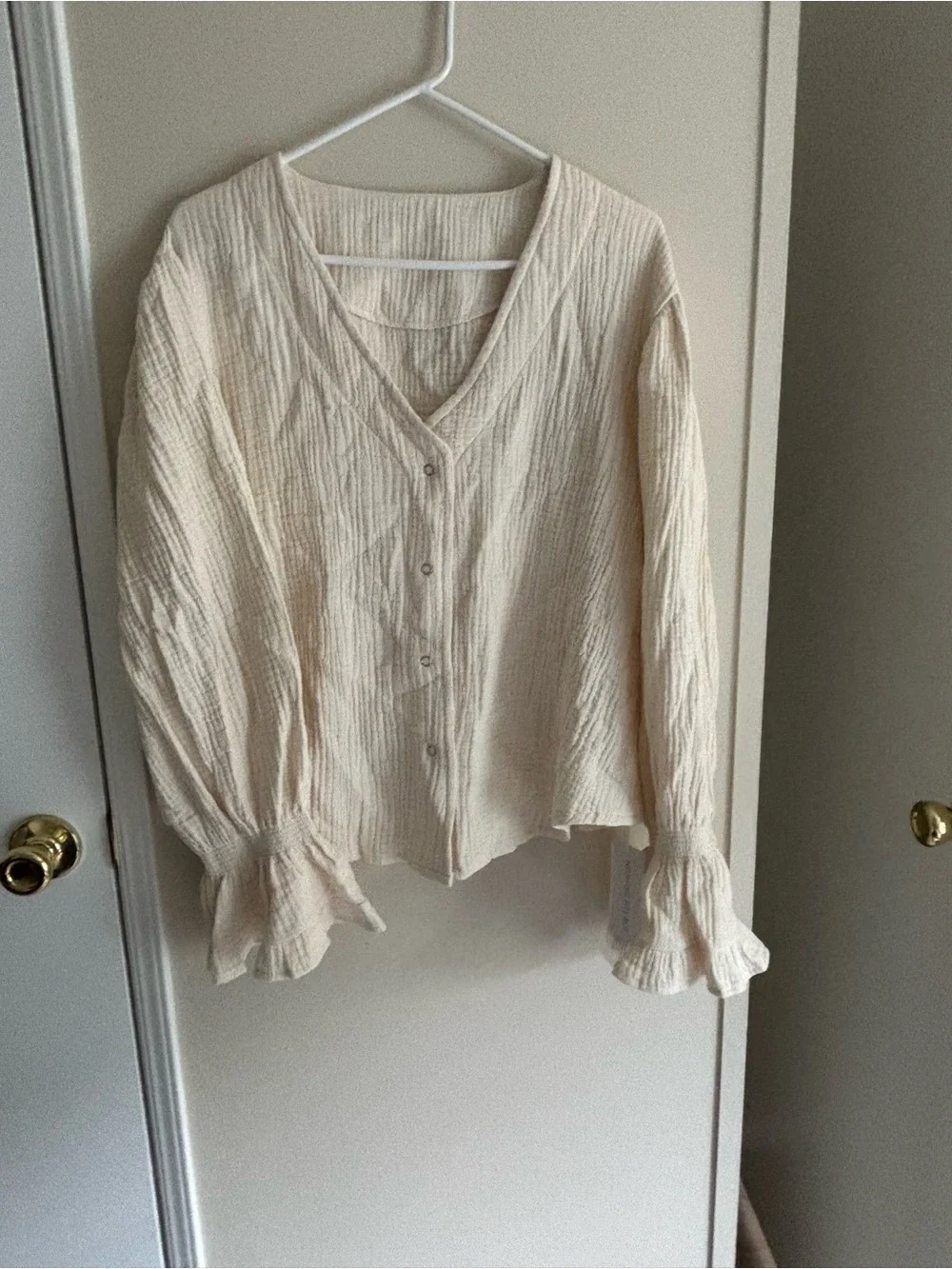 NWT Nothing Fits But Women's LUXE RUFFLED MUSLIN SET in Eggshell
